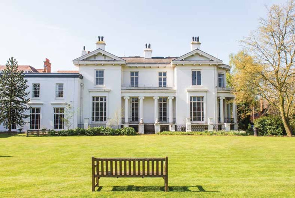 Hampstead Manor Akarone